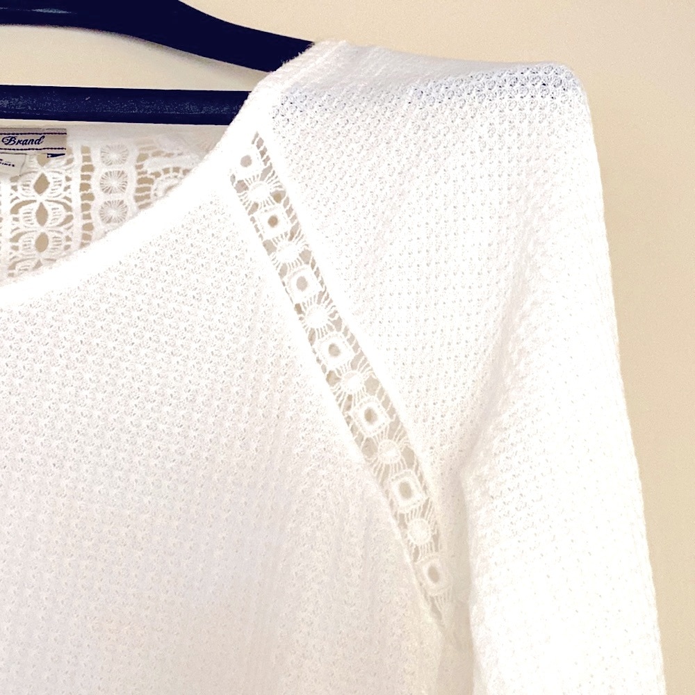 NWOT. Lucky Brand white laced summer blouse. - Picture 2 of 8